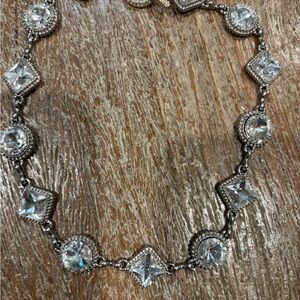 Elegant Silver Necklace with Crystal Accents